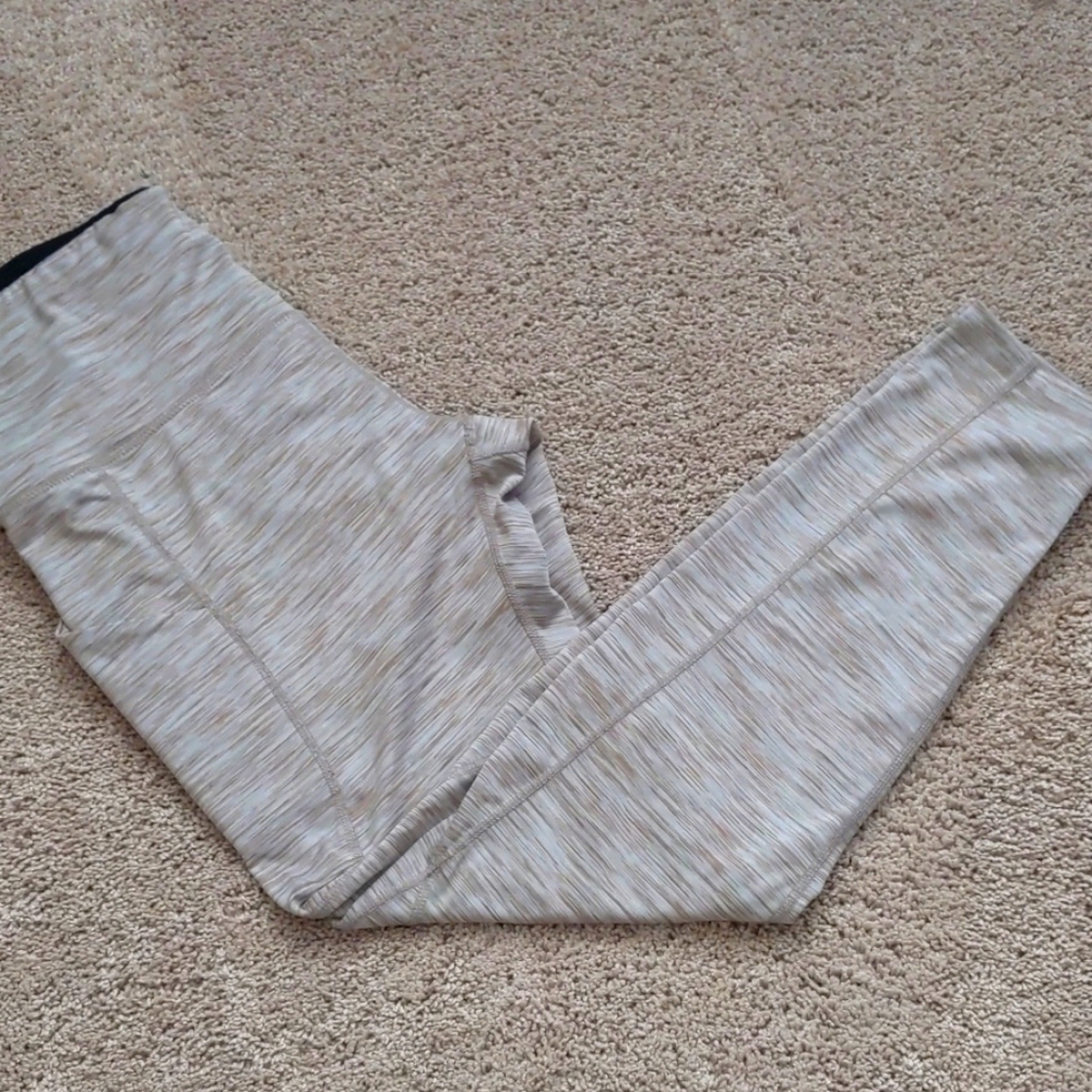 Athletic pants